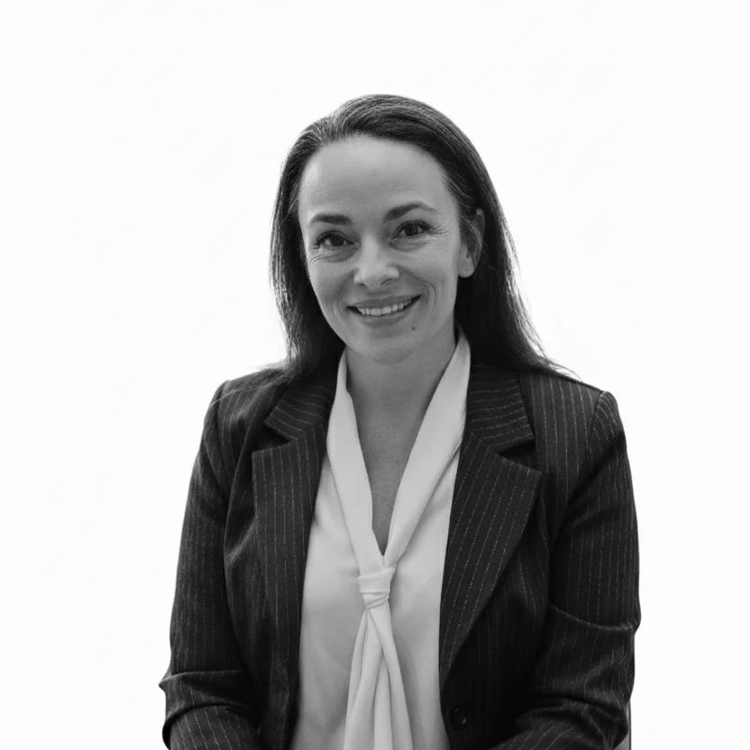Dr. Lena Hoffmann